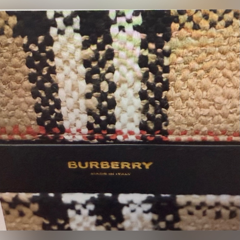 NWT‎ Burberry Mini Boucle Lola Crossbody Bag with box and dust bag - Picture 8 of 16